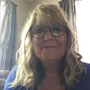 Meet your Posher, Deborah